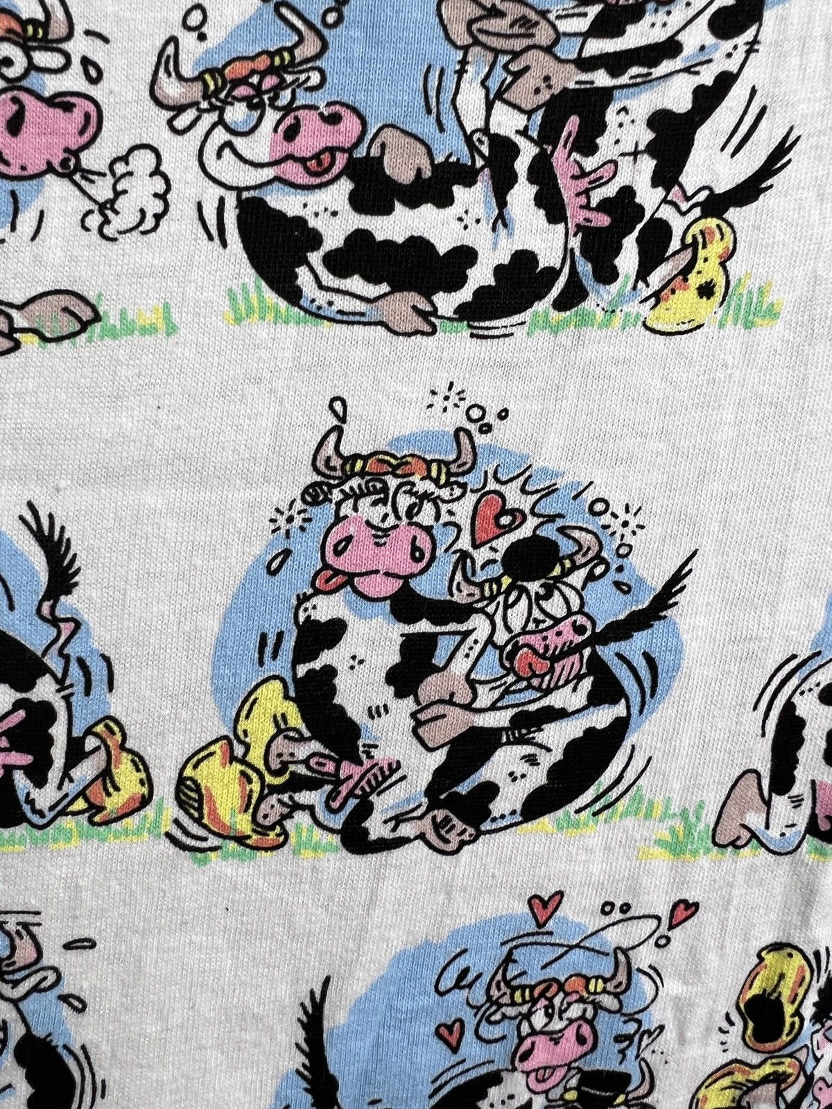 Vintage VINTAGE RETRO FUNKY SEX PIGS STREETWEAR T SHIRT Size US XL / EU 56 / 4 - 6 Thumbnail