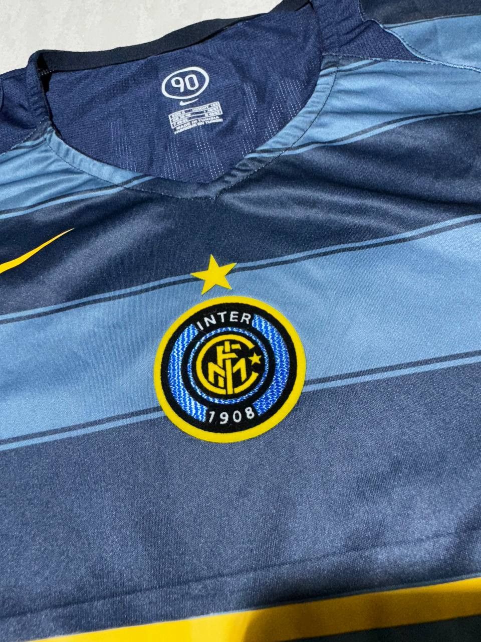 Nike Nike 2004-2005 Inter Milan Jersey Ronaldo Pirelli size S Size US S / EU 44-46 / 1 - 5 Thumbnail