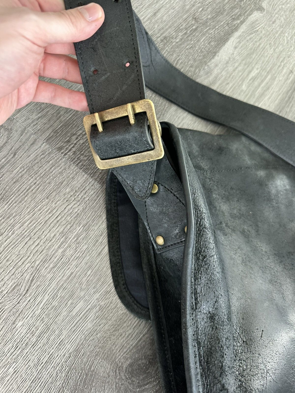 Japanese Brand Vintage Attractions/Bilt Buck Horsehide Messenger Bag Size ONE SIZE - 5 Thumbnail