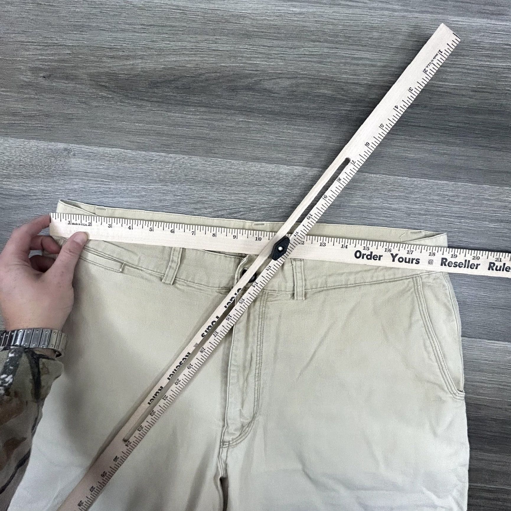 Patagonia VINTAGE Patagonia Pants Mens 38x33 Beige Cotton Khaki Relaxed Hiking STY 55513 Size US 38 / EU 54 - 7 Thumbnail
