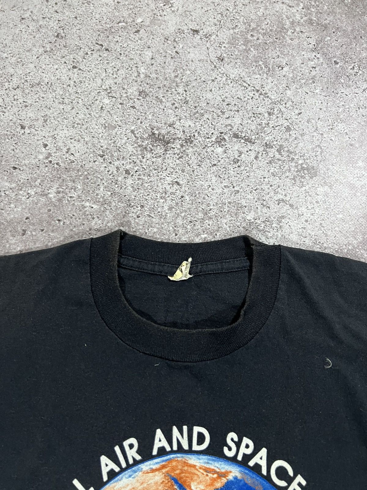 Vintage Vintage Y2K National Air and Space Museum Graphic Tee Size US S / EU 44-46 / 1 - 3 Thumbnail