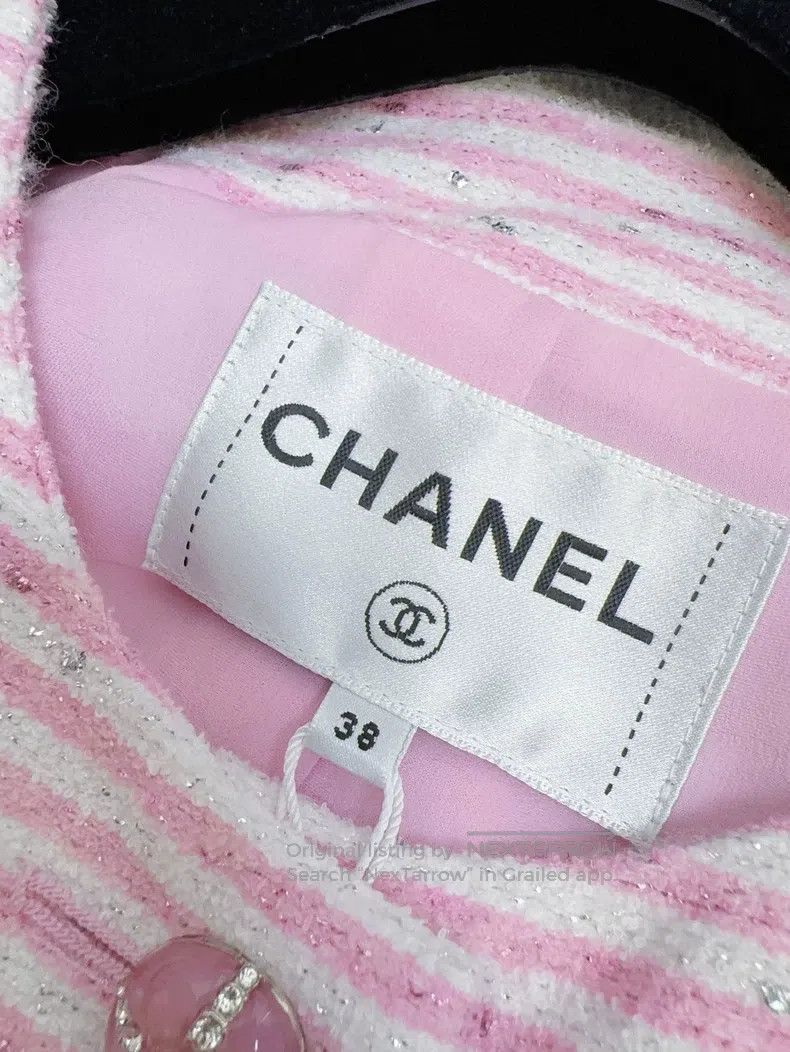 Chanel Chanel 24C early spring pink striped glitter diamond buckl Size XS / US 0-2 / IT 36-38 - 5 Thumbnail