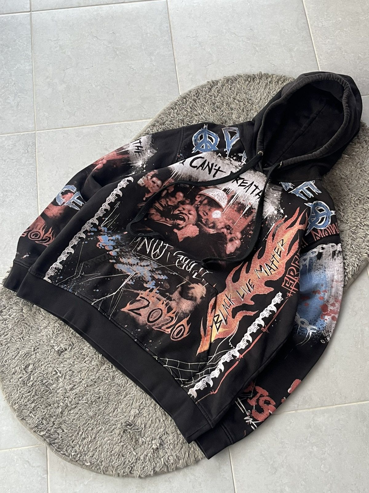 DEFEND PARIS Vintage Hoodie Defent Paris Over print Y2K style Size US L / EU 52-54 / 3 - 2 Thumbnail