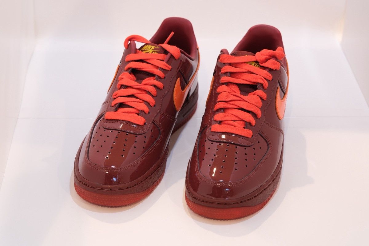 Nike Nike Air Force 1 Low Patent Leather Team Red Orange Size US 9 / EU 42 - 1 Thumbnail