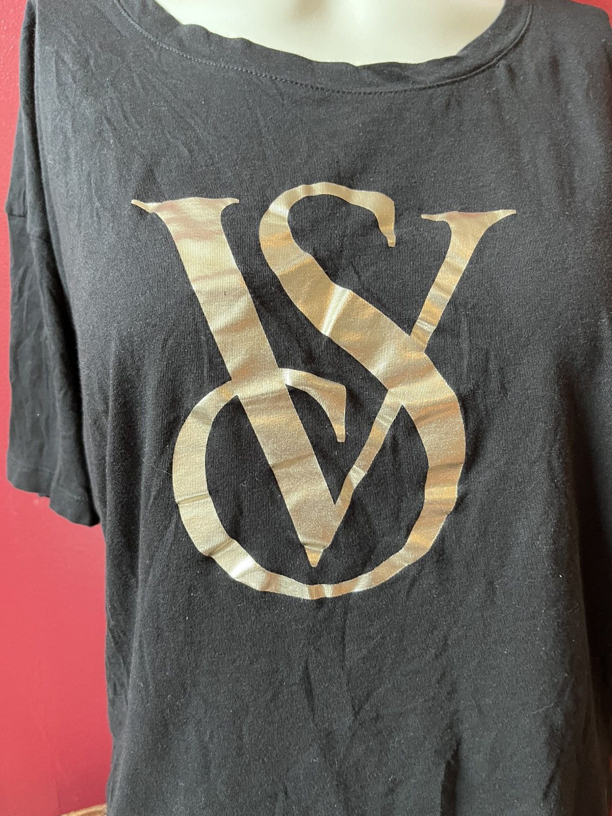 Victoria's Secret Victoria's Secret Large Black VS Logo Short Sleeve T shirt Size L / US 10 / IT 46 - 2 Thumbnail