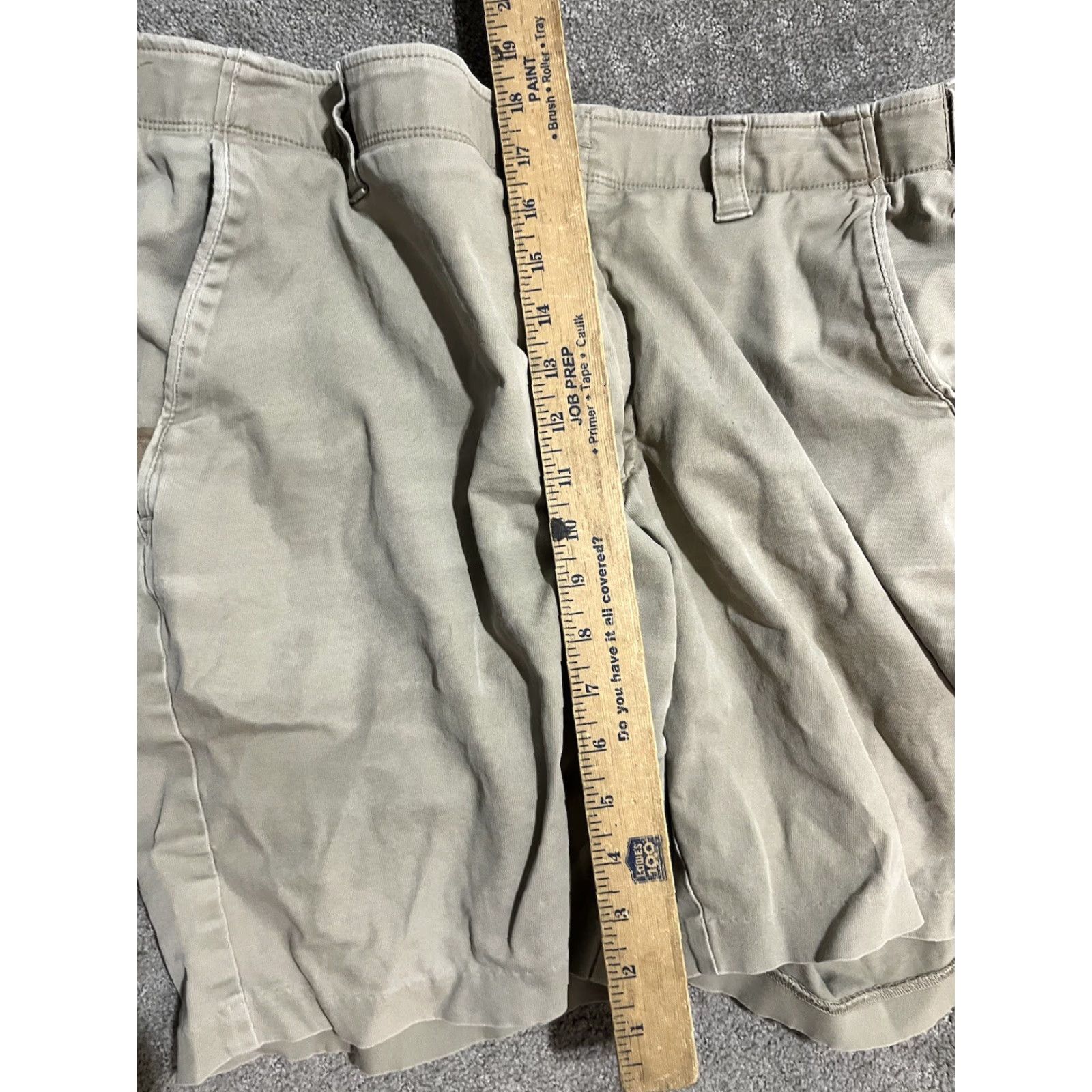 Under Armour Under Armour Golf Shorts Mens 40 Beige Waist Casual Chino Flat Front Outdoor Golf Shirts Mens 40 Beige Size US 40 / EU 56 - 5 Thumbnail