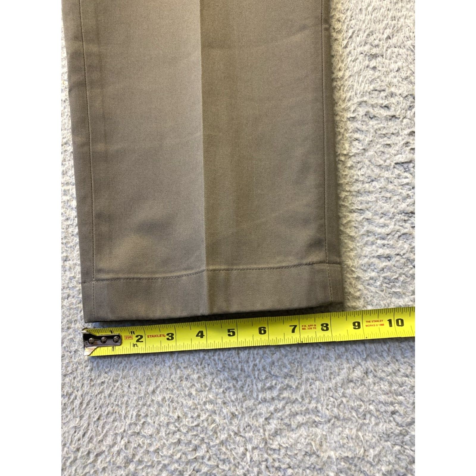 Brooks Brothers BROOKS BROTHERS Mens Chino Pants 38W x 30L Taupe Gray Flat Front Casual Size US 38 / EU 54 - 5 Thumbnail