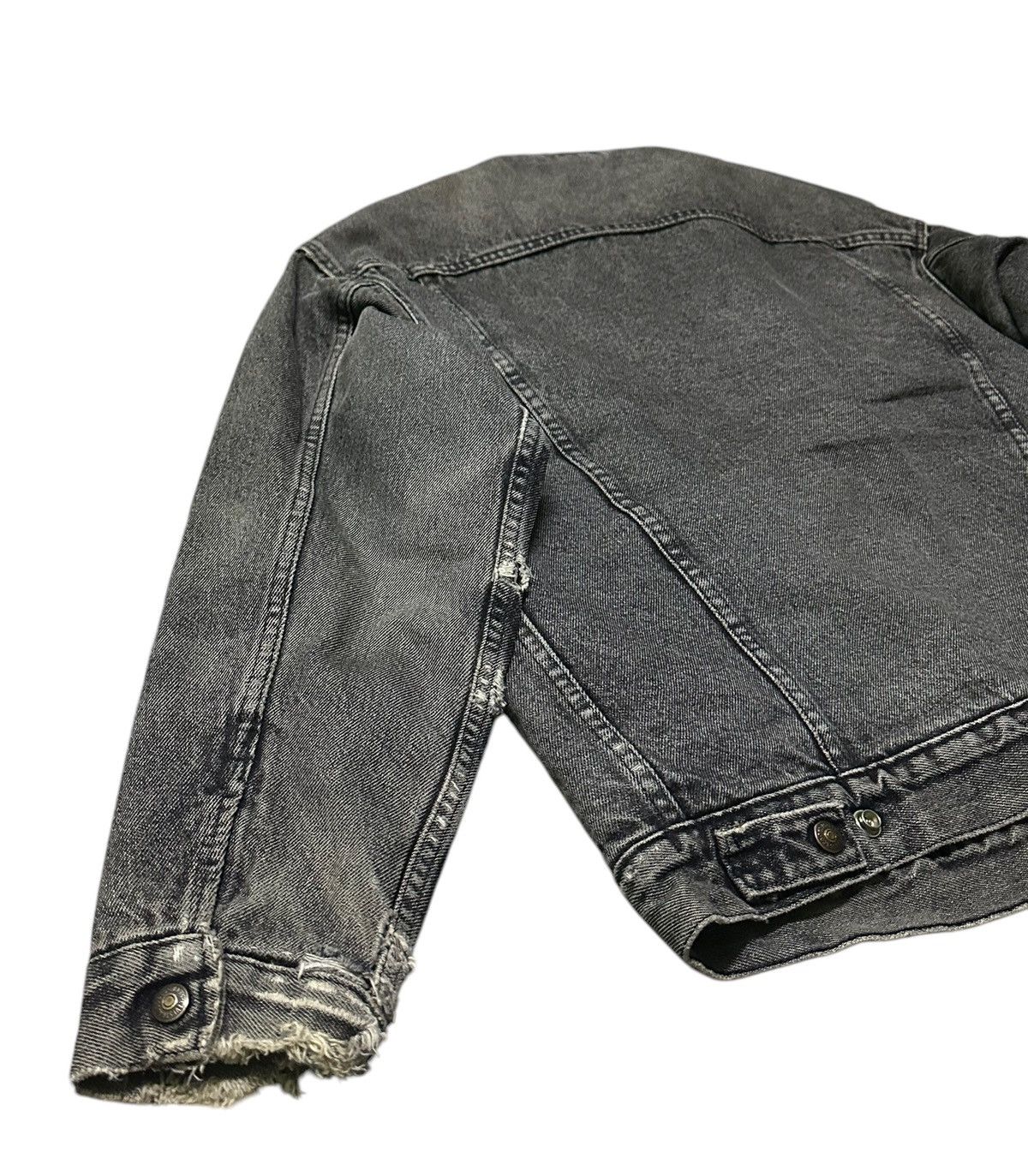 Levi's Vintage Levis sherpa trucker denim jacket Size US S / EU 44-46 / 1 - 7 Thumbnail