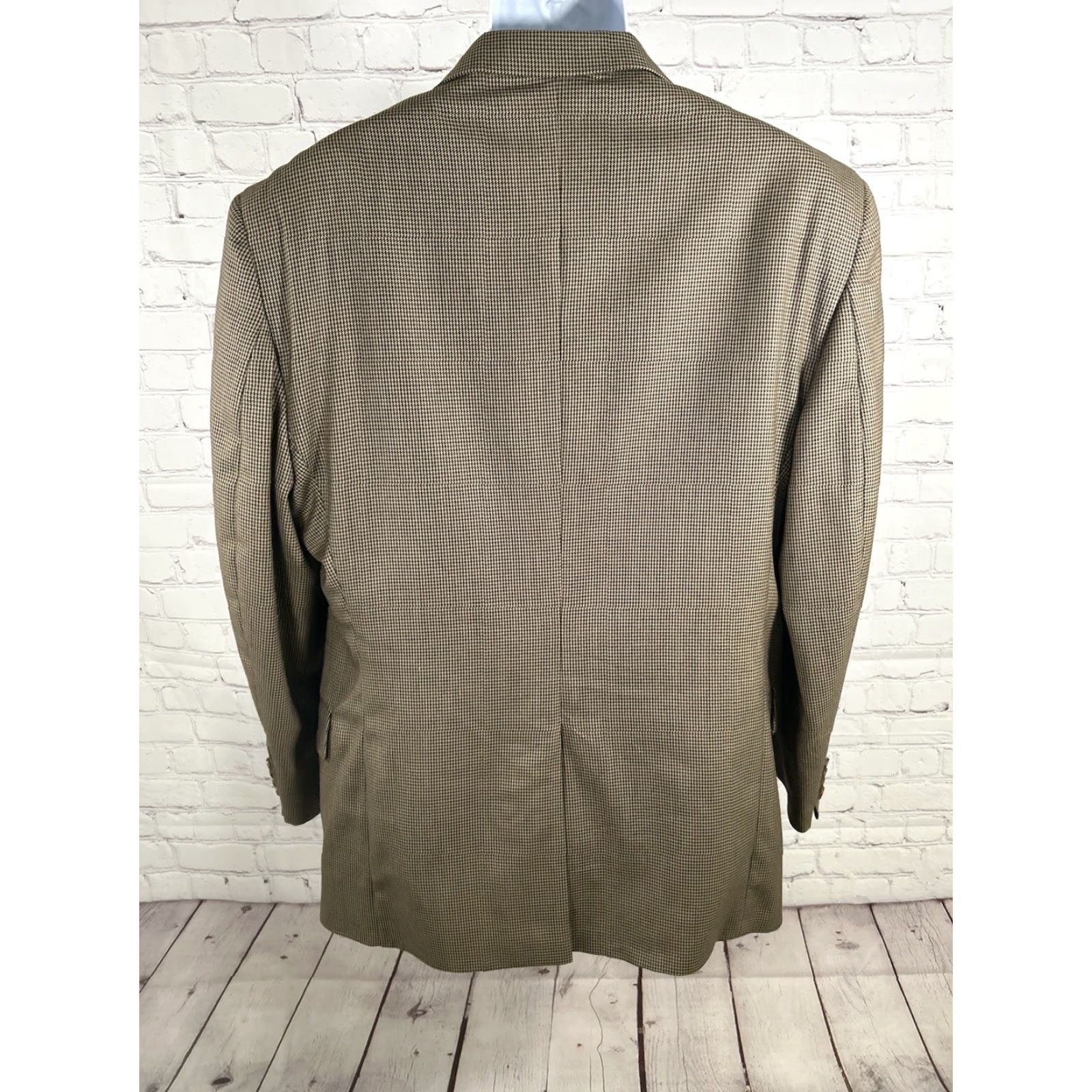 Jos. A. Bank VINTAGE Jos A Bank Brown Houndstooth Two Button Blazer Jacket 100% Wool Men’s 46R Hole Size 46R - 2 Thumbnail