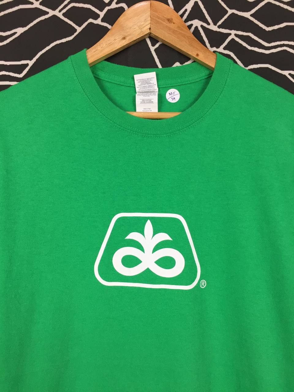 Gildan × Vintage Pioneer Seeds DuPont Classic Logo Agriculture Tee Size US XL / EU 56 / 4 - 3 Thumbnail