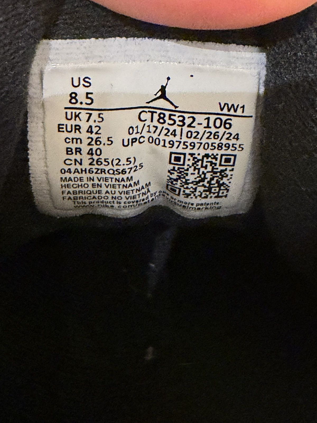 Jordan Brand Jordan 3 Retro ‘Cement Grey’ Size US 8.5 / EU 41-42 - 7 Thumbnail