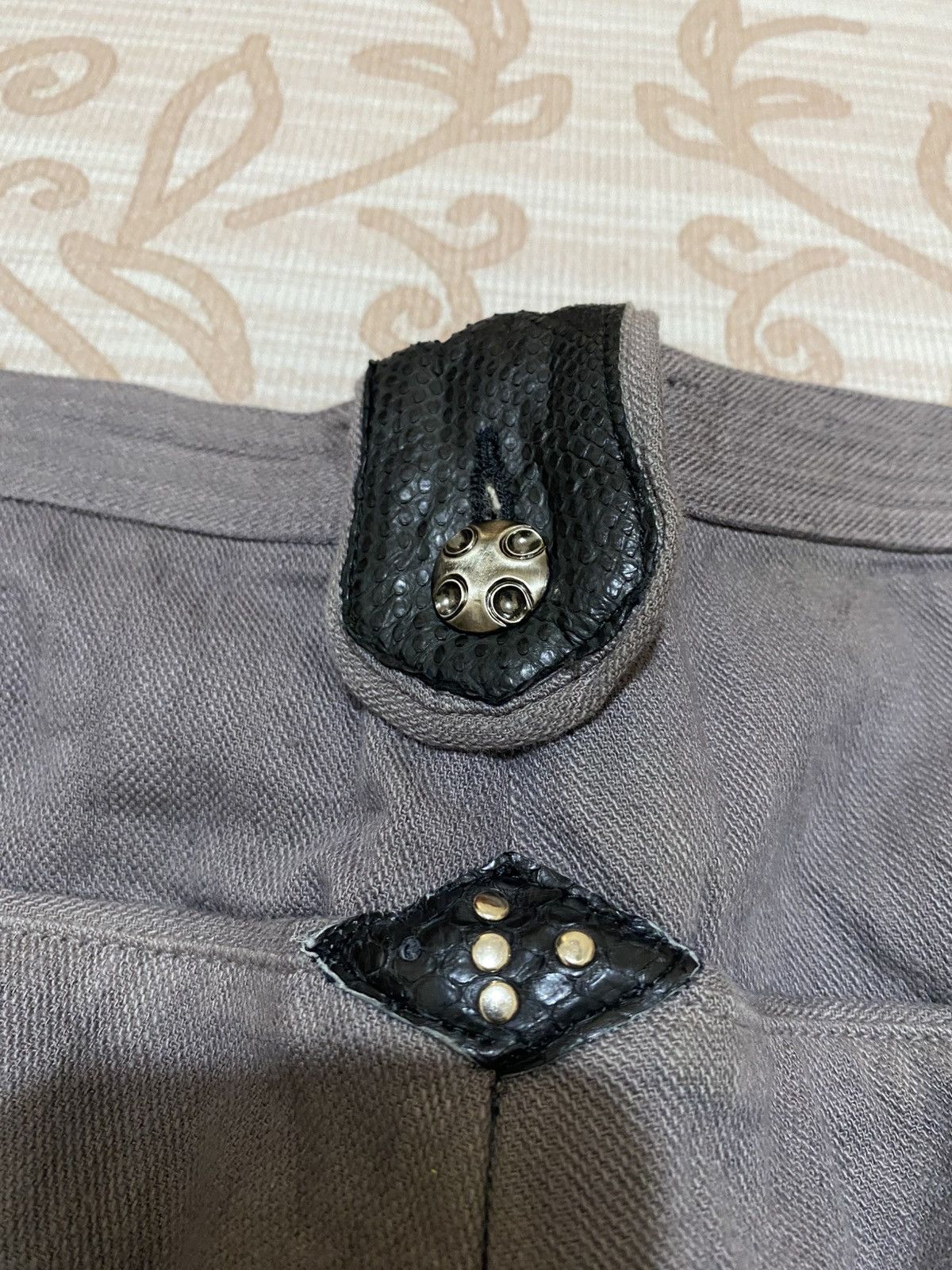 If Six Was Nine 2000s Nstly Japanese Snake Skin On Belt Denim Size US 33 - 15 Thumbnail