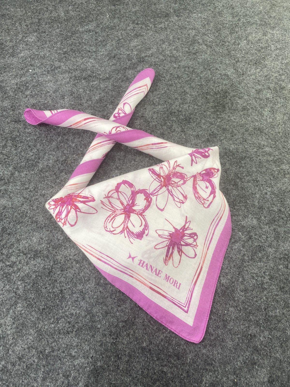 Hanae Mori × Vintage Hanae Mori Handkerchief / Bandana / Neckerchief-B044 Size ONE SIZE - 1 Thumbnail