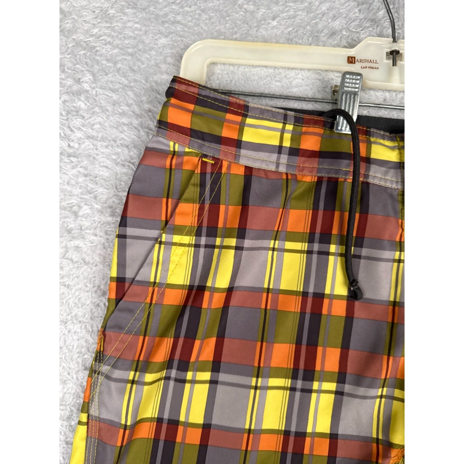 The North Face The North Face Mens Shorts Chino 30x10 Plaid Cotton Blend Yellow Brown Casual Mid Rise 30 Regular Pockets Logo Slim? Size US 30 / EU 46 - 4 Thumbnail