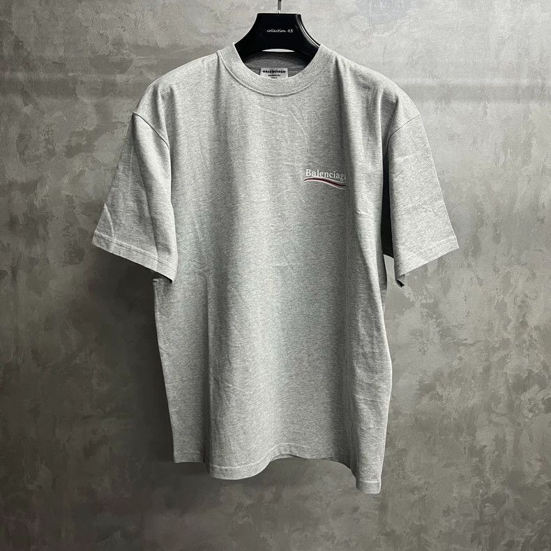 Balenciaga Balenciaga latest gray cola embroidered logo round neck sho Size US S / EU 44-46 / 1 - 1 Thumbnail