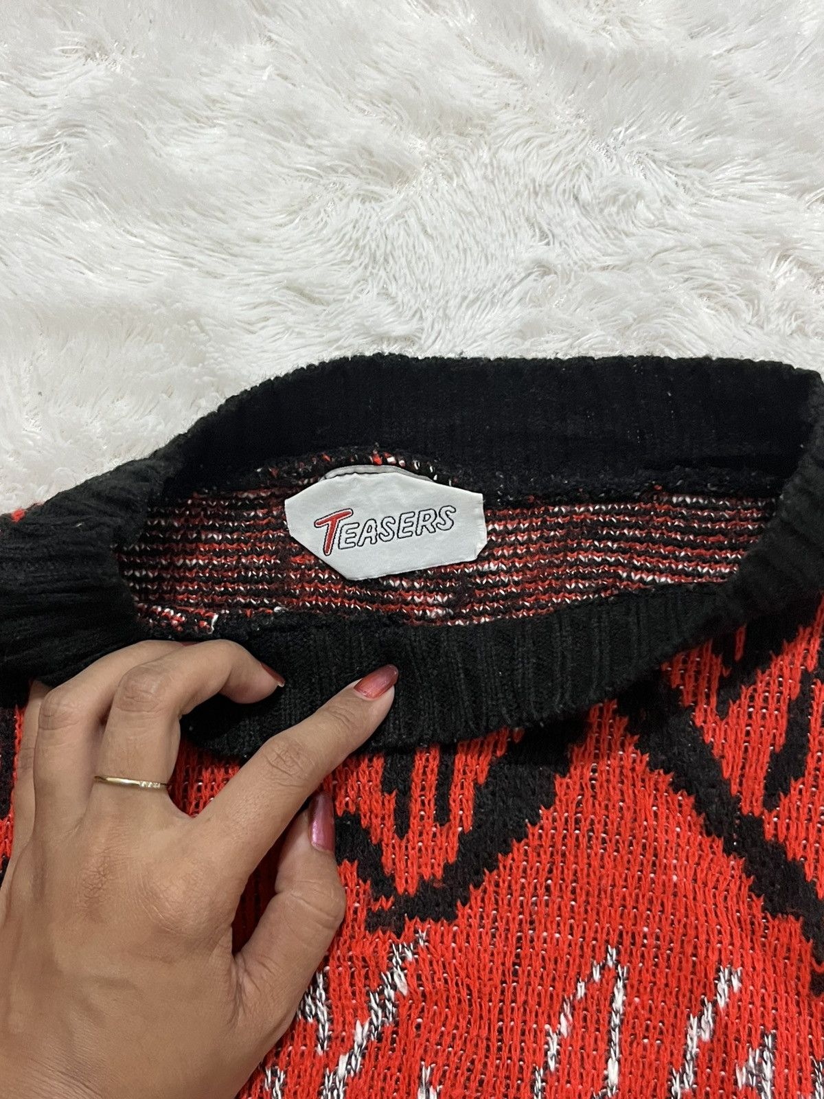 Other Vintage 90s Teasers Flame Pattern Knit Sweater Made In USA Size US L / EU 52-54 / 3 - 4 Thumbnail