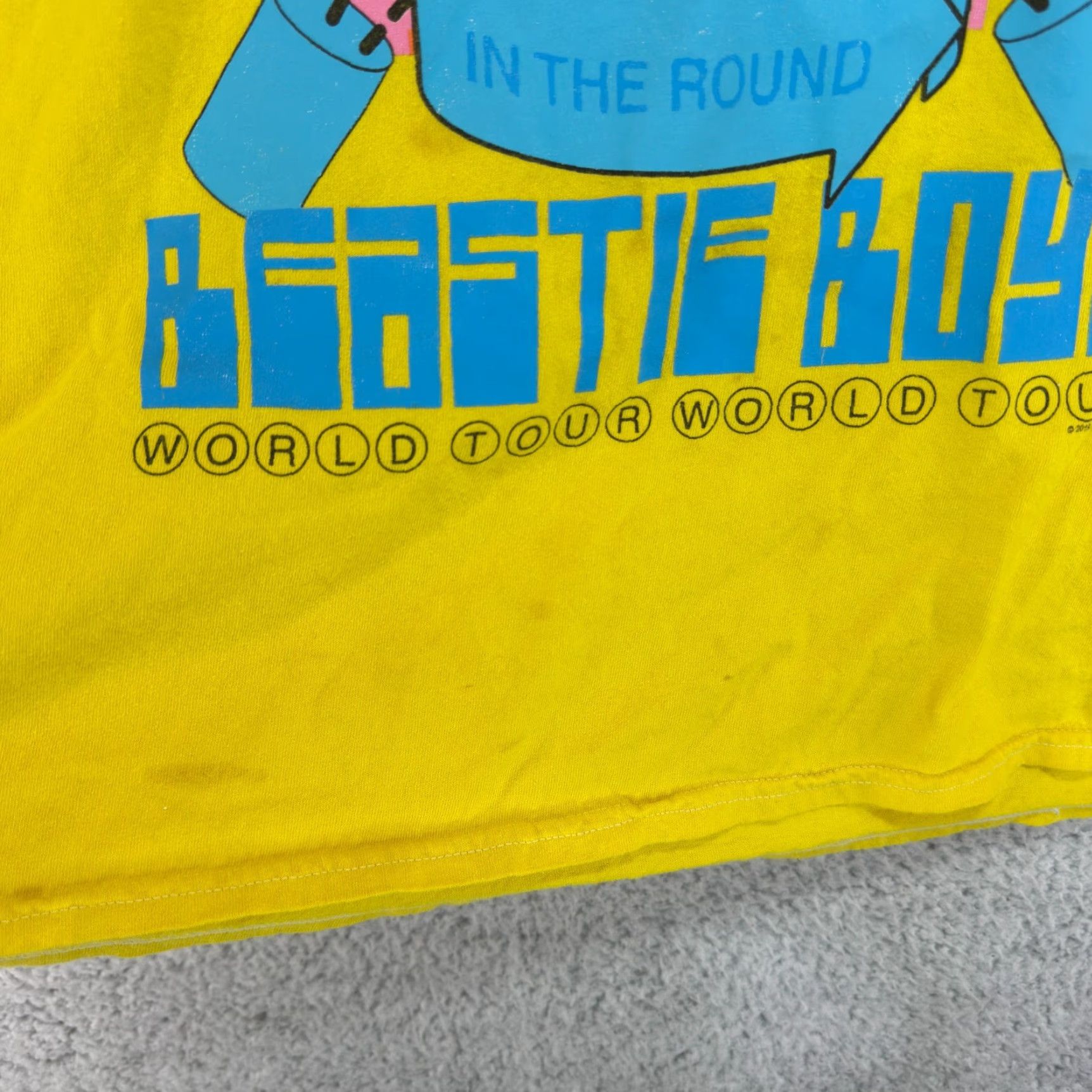 Vintage Beastie Boys In The Round World Tour (2018 Release) Long Sleeve T-Shirt Size L Size US L / EU 52-54 / 3 - 3 Thumbnail