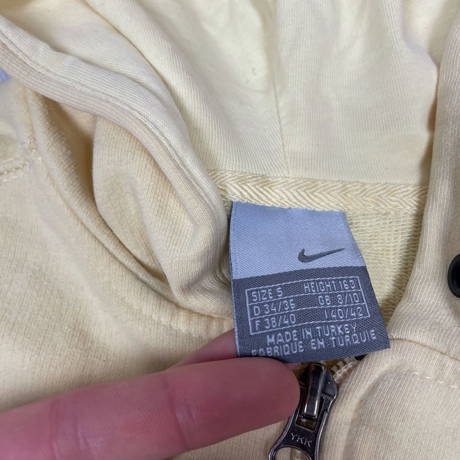 Nike × Vintage Nike Women Yellow Spellout Long Sleeve Full Zip Hoodie Small Size S / US 4 / IT 40 - 7 Thumbnail