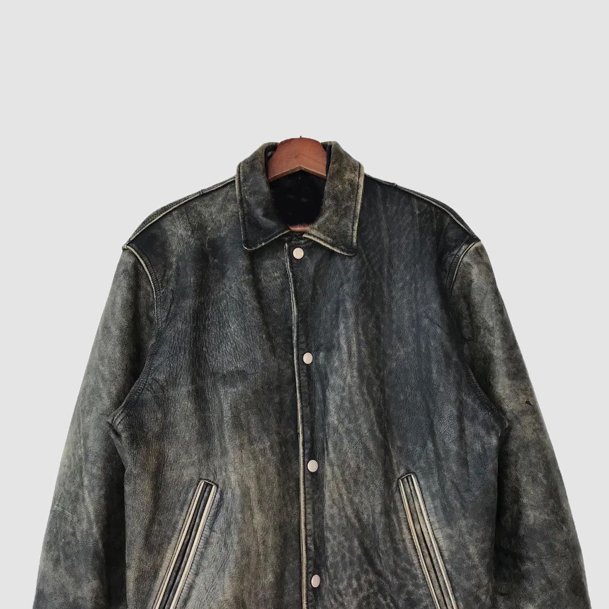 Vintage Vintage Distressed Leather Bomber Jacket STREETWEAR Size US XL / EU 56 / 4 - 3 Thumbnail