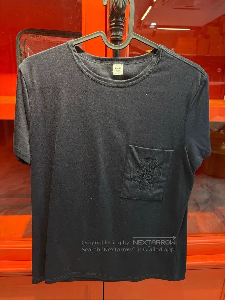 Hermes Hermes Embroidered Logo Short Sleeve Size XS / US 0-2 / IT 36-38 - 1 Thumbnail