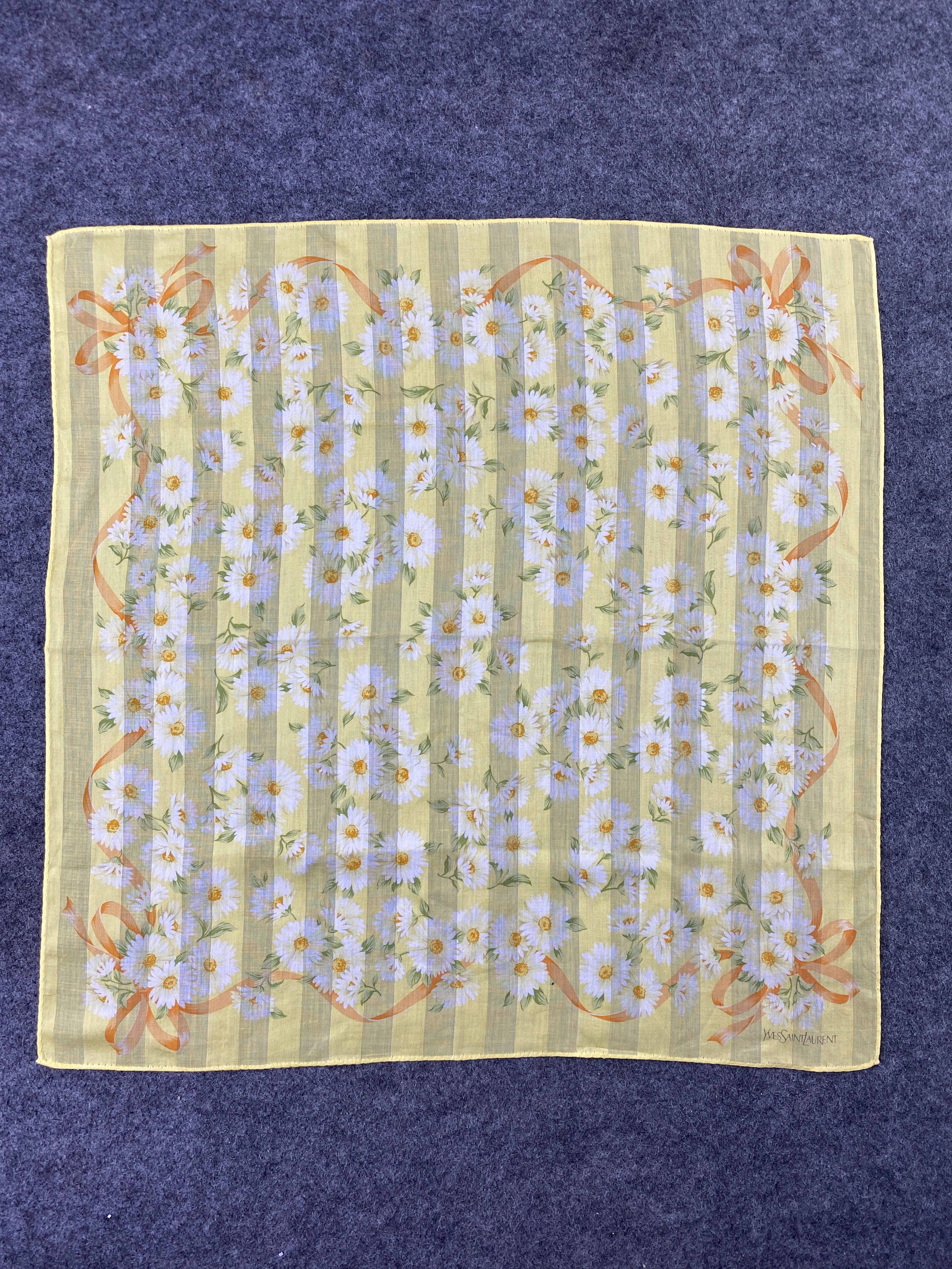 Yves Saint Laurent Yves Saint Laurent Handkerchief / Bandana / Neckerchief-B363 Size ONE SIZE - 3 Thumbnail