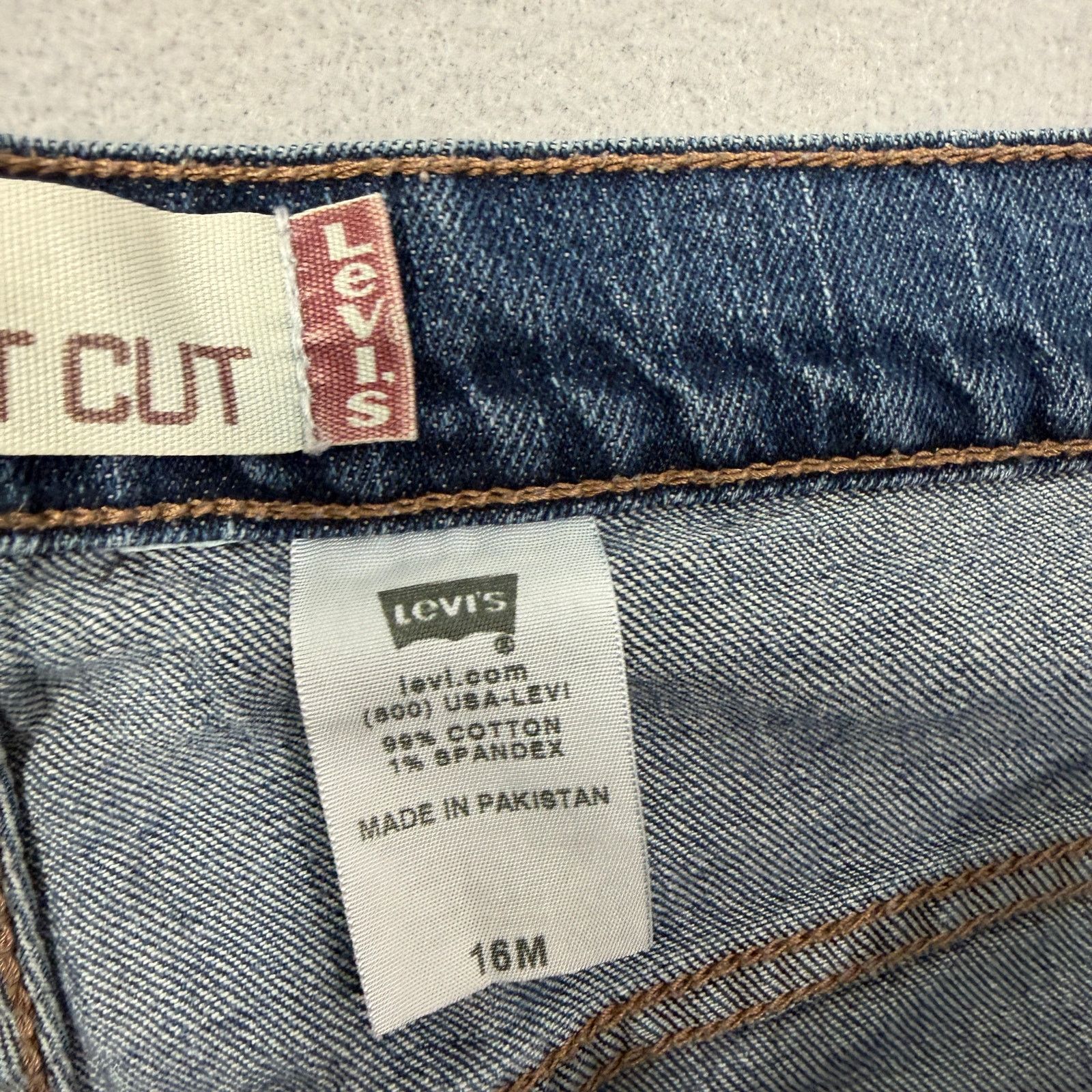 Levi's Vintage Levis 515 Nouveau Boot Cut Jeans Women's 16 M Blue Size 38" / US 16 / IT 52 - 5 Thumbnail