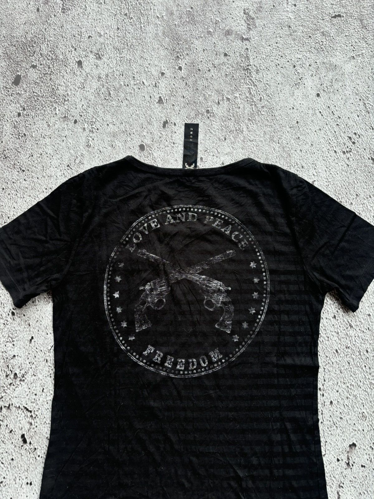 Roar Roar Love and Peace Predom Pocket tee Size US M / EU 48-50 / 2 - 5 Thumbnail