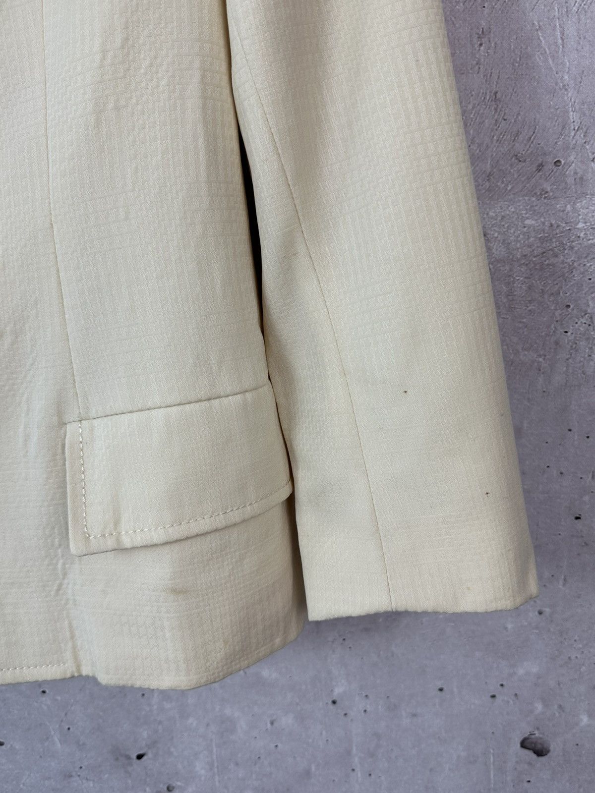 Celine Vintage Celine Paris Beige Wool Women’s Blazer Jacket Size S / US 4 / IT 40 - 11 Thumbnail