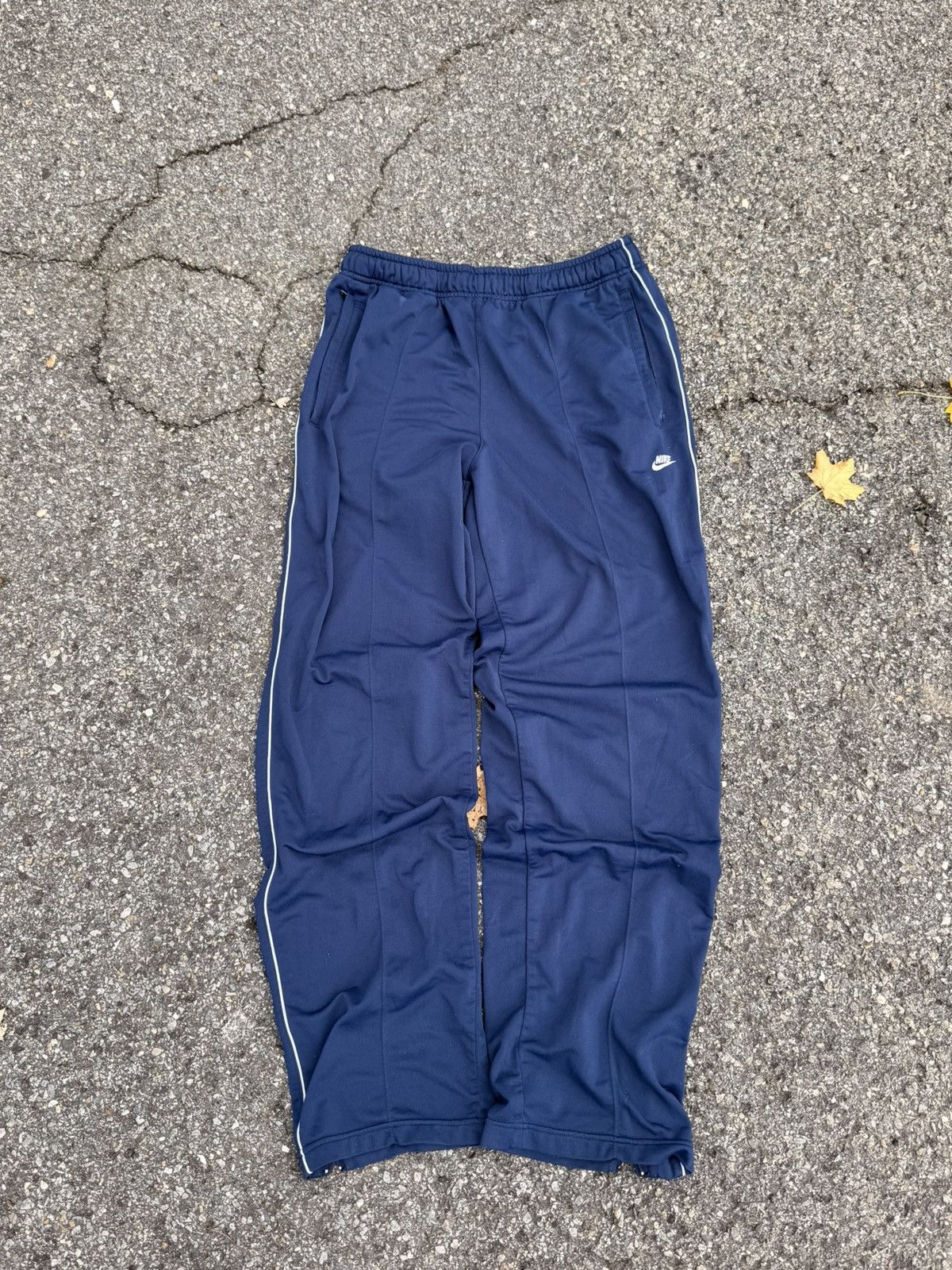 Nike Vintage Nike stripped sweatpants Size US 32 / EU 48 - 1 Thumbnail
