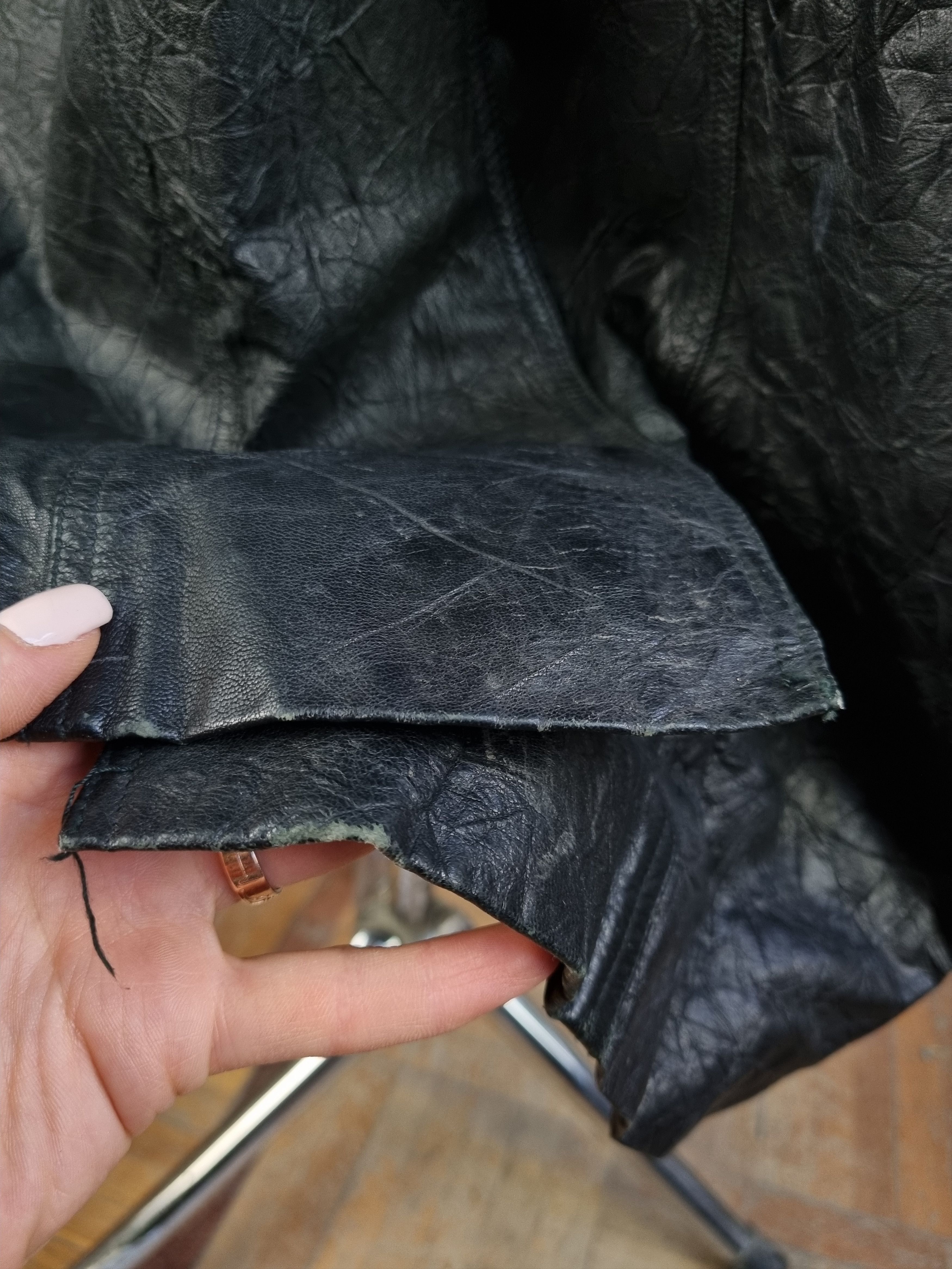 Japanese Brand Unique Double Breasted Long Leather Coat Vintage Trench Size US L / EU 52-54 / 3 - 16 Thumbnail