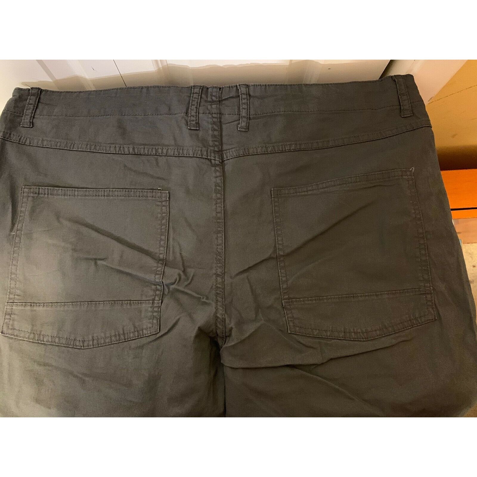Other No Boundaries Men's Sz 42 Stretch Flat Front Shorts (Above t Size US 42 / EU 58 - 8 Thumbnail