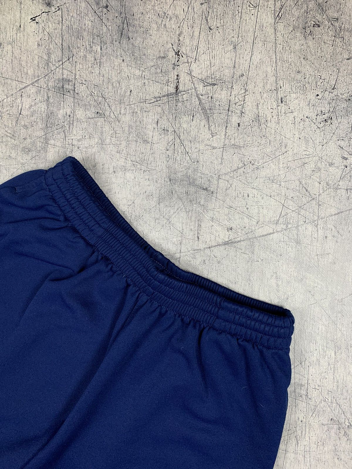 Nike Vintage Nike Retro Basketball Shorts 90’s Top Size M Blue Size US 32 / EU 48 - 2 Thumbnail