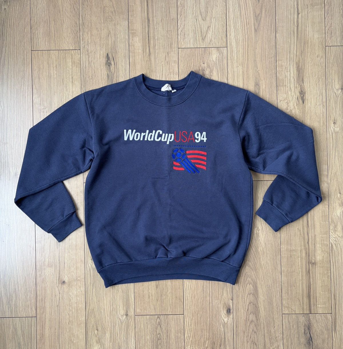 Vintage 1994 World Cup USA Football Soccer Vintage Sweatshirt Size US M / EU 48-50 / 2 - 1 Thumbnail