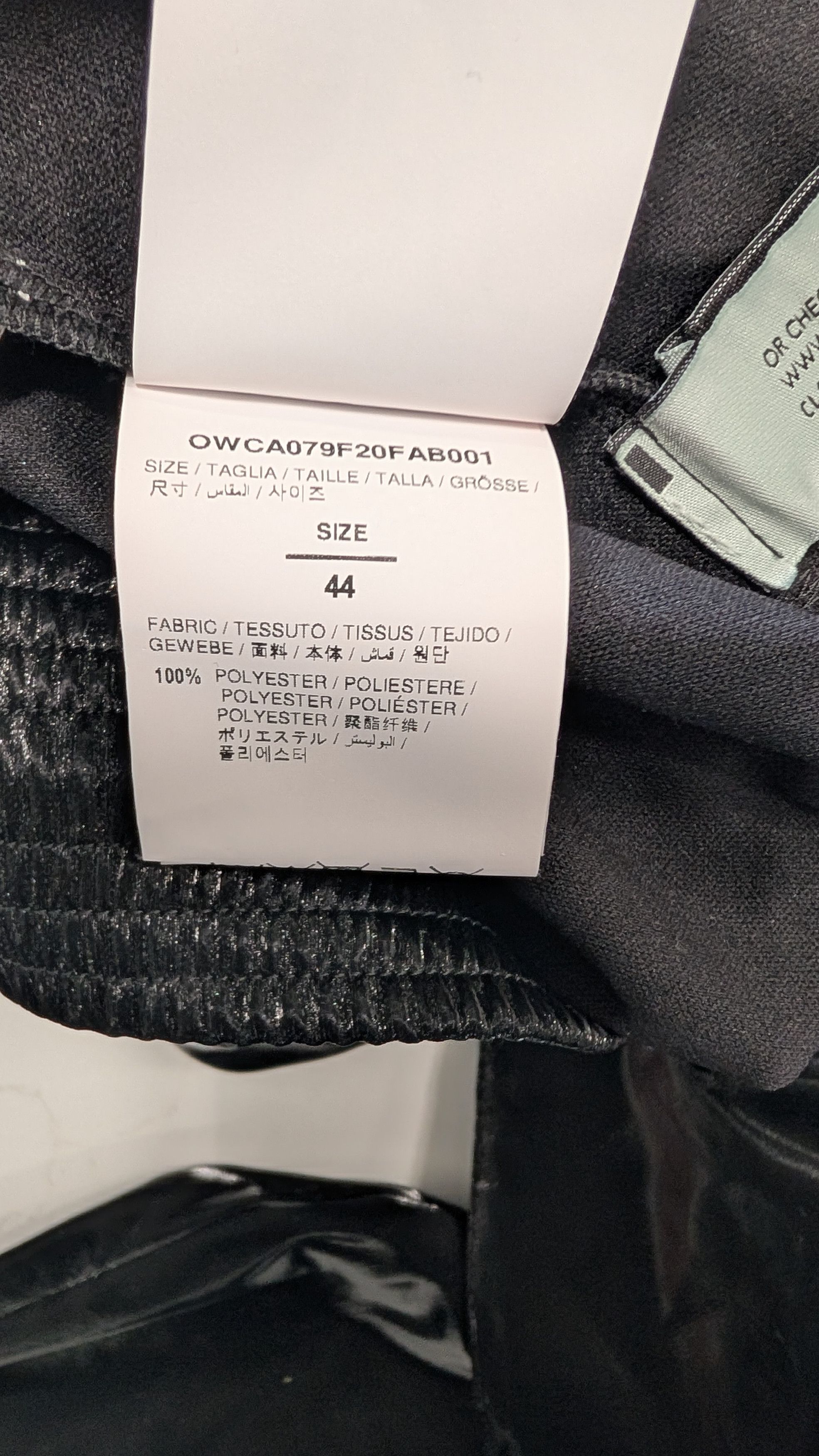 Off-White Off-White Virgil Abloh Slick Shine Cargo Joggers Black IT 44 Size US 30 / EU 46 - 11 Thumbnail