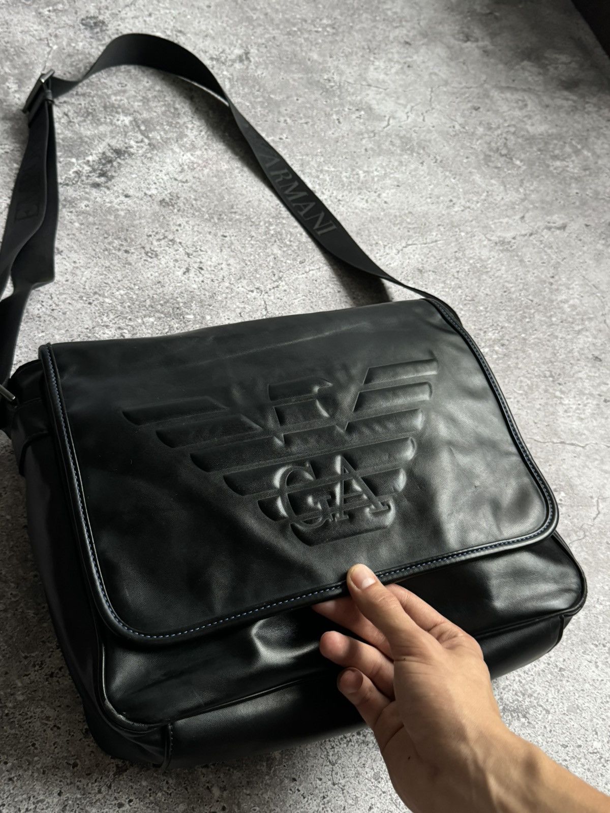 Armani Vintage Armani Y2K leather crossbody bag Size ONE SIZE - 5 Thumbnail