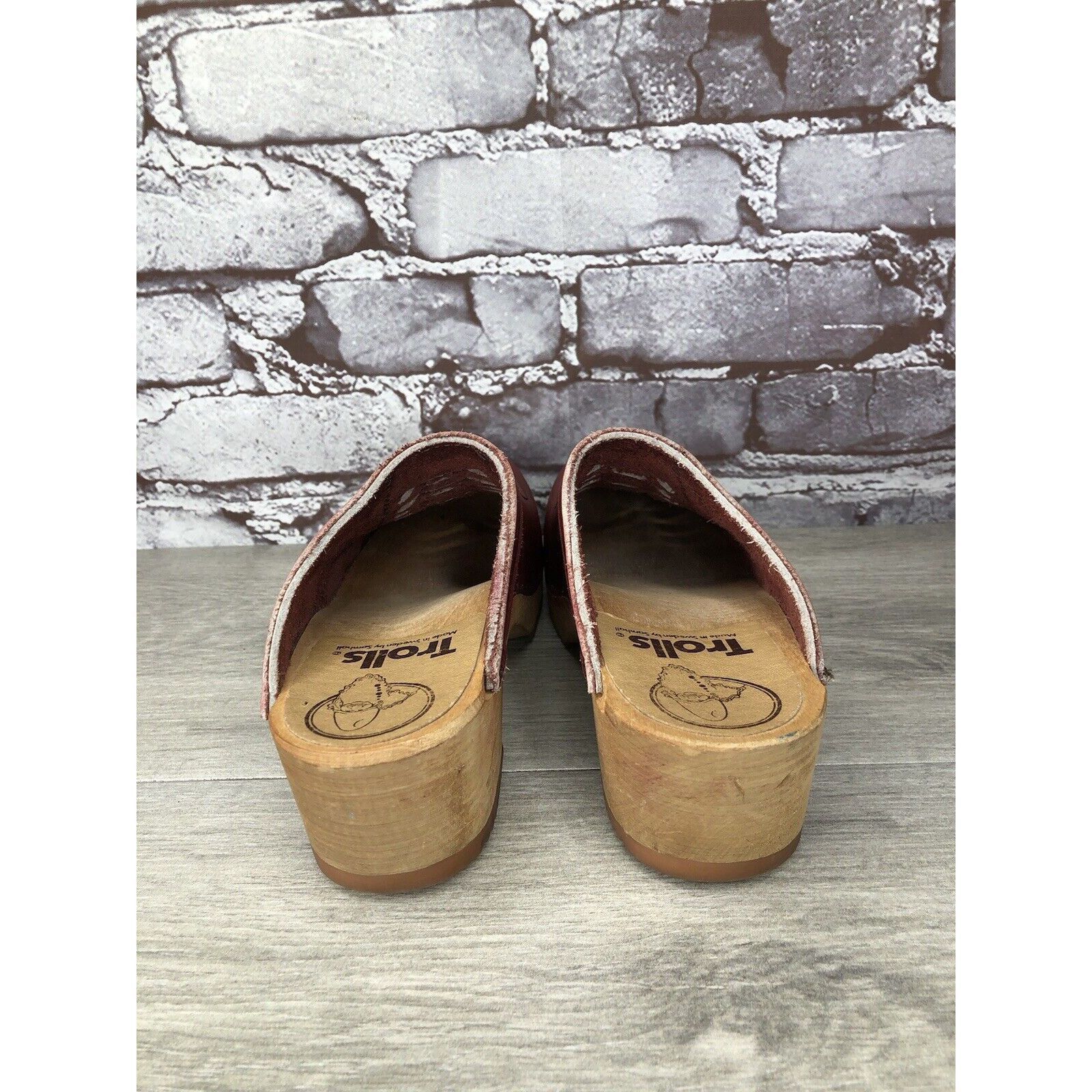 Umbro TROLLS By Samhall Burgundy Leather & Wood Sweden Clogs Shoes Size US 7 / IT 37 - 4 Thumbnail