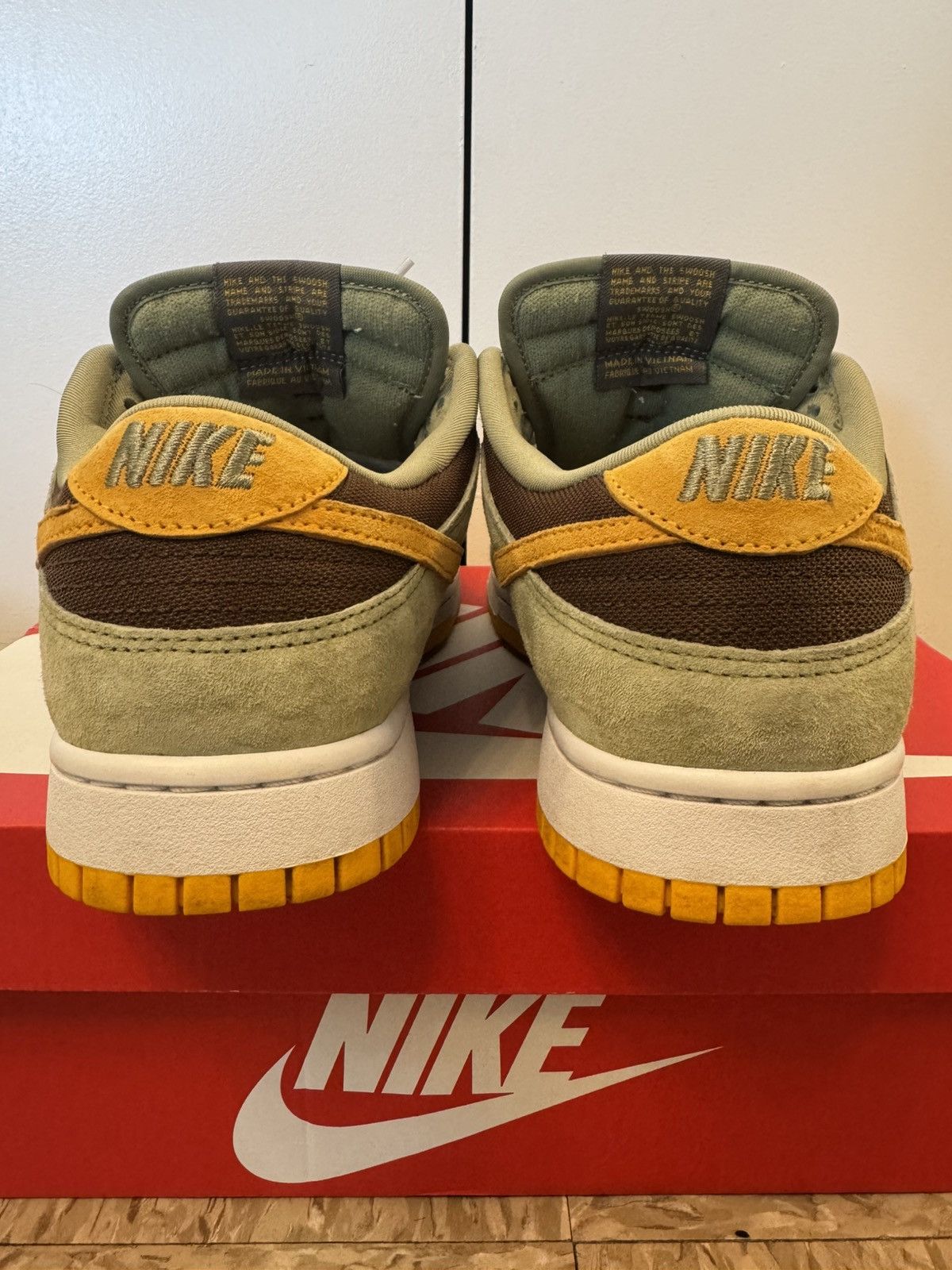 Nike Nike Dunk Low Dusty Olive Size US 9.5 / EU 42-43 - 4 Thumbnail