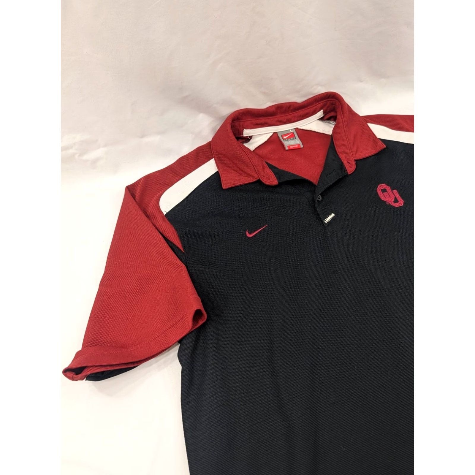 Nike VINTAGE Nike Team Sports Polo Shirt Men L Red Penn State NCAA Logo 90s Baseball Golf College Sports Size US L / EU 52-54 / 3 - 2 Thumbnail