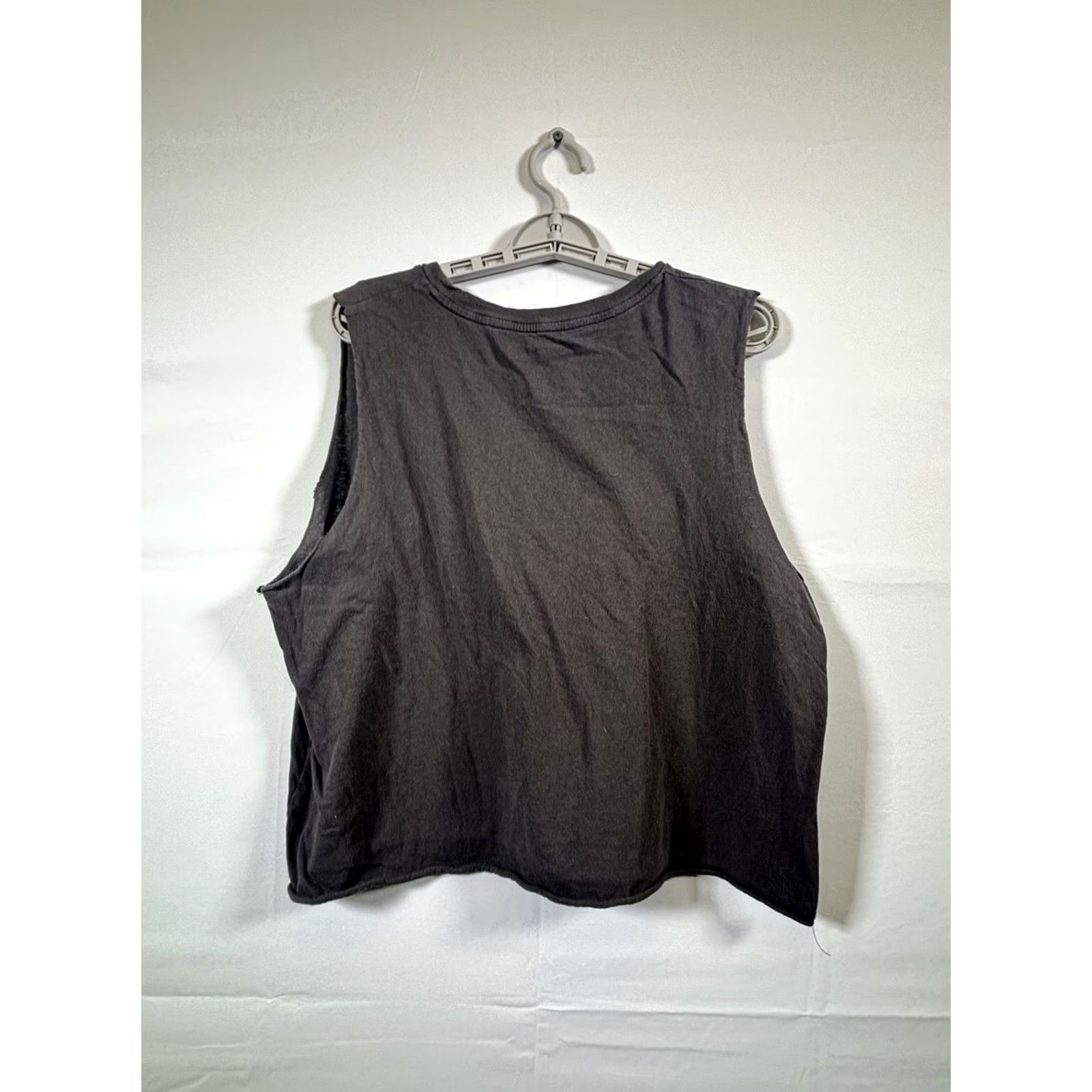 Vintage VINTAGE The Rolling Stones Shirt Women’s Cropped Tank Top Sleeveless Gray 2XL Matte Casual Office Vintage? Size XXL / US 16-18 / IT 52-54 - 6 Thumbnail