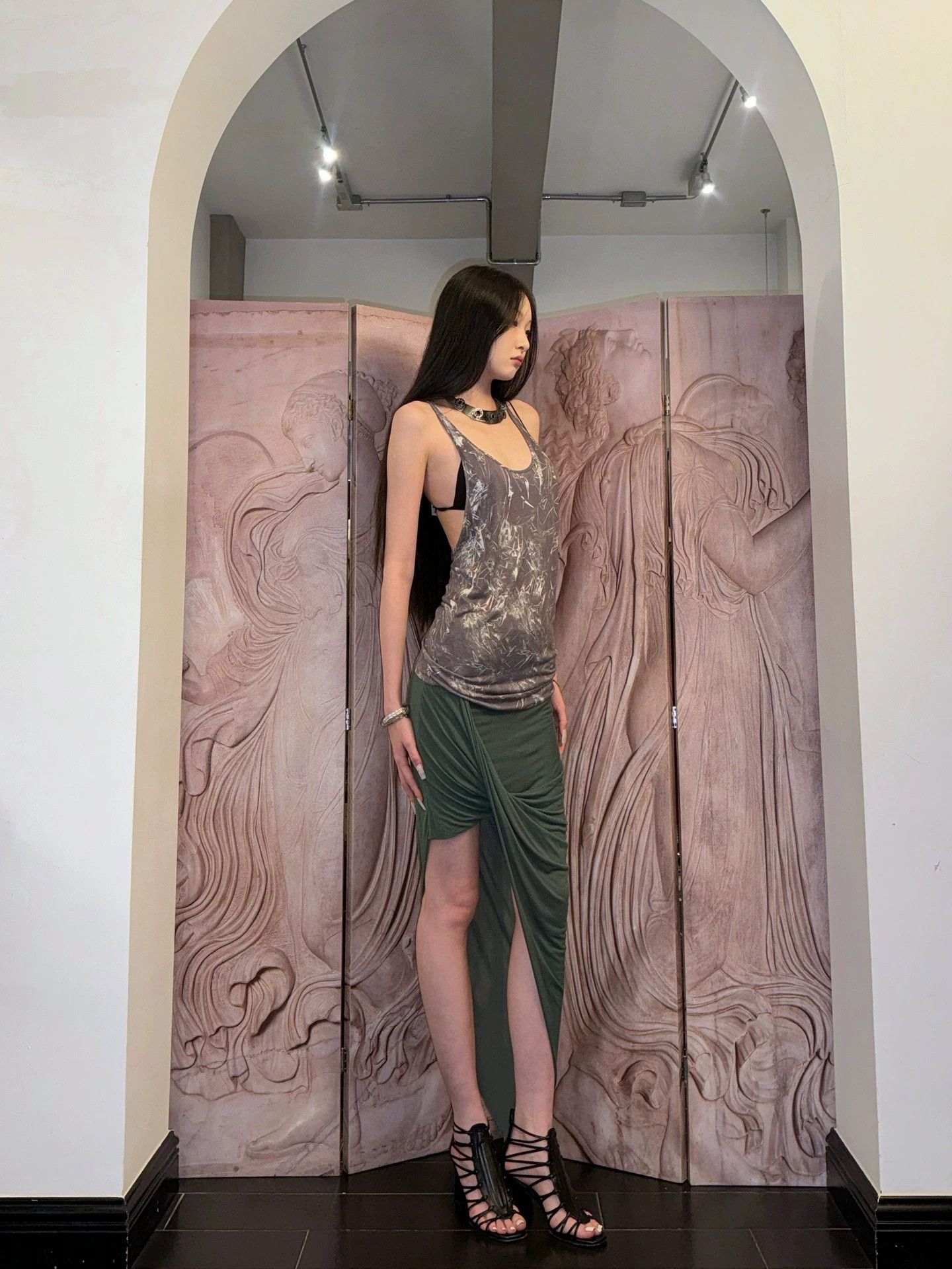 Helmut Lang Helmut Lang Vintage Irregular Bodycon Midi Skirt S Size 26" / US 2 / IT 38 - 1 Thumbnail