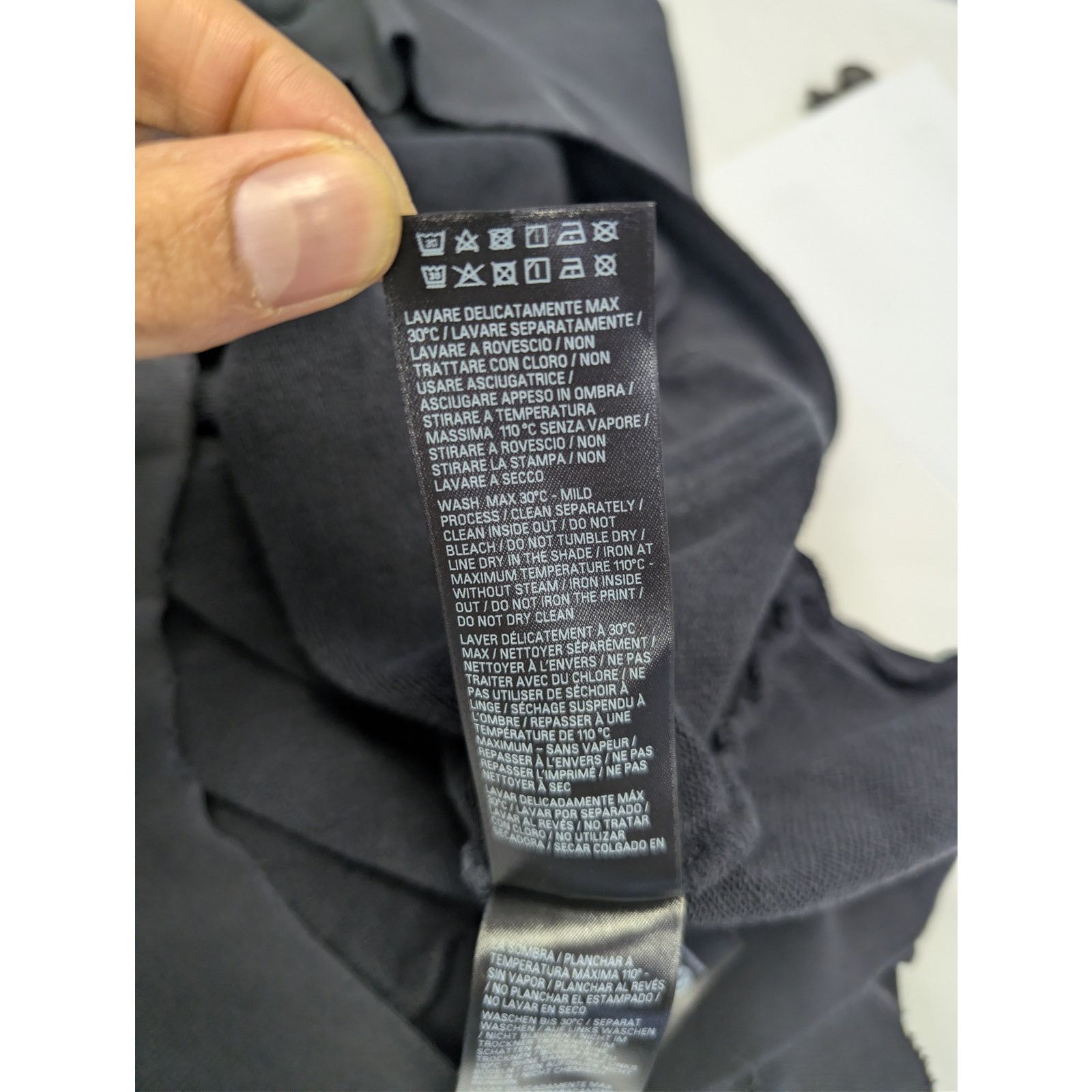 Balenciaga o1rshd1 Wavy Logo Large Fit Hoodie in Faded Wash Black Size US M / EU 48-50 / 2 - 18 Thumbnail