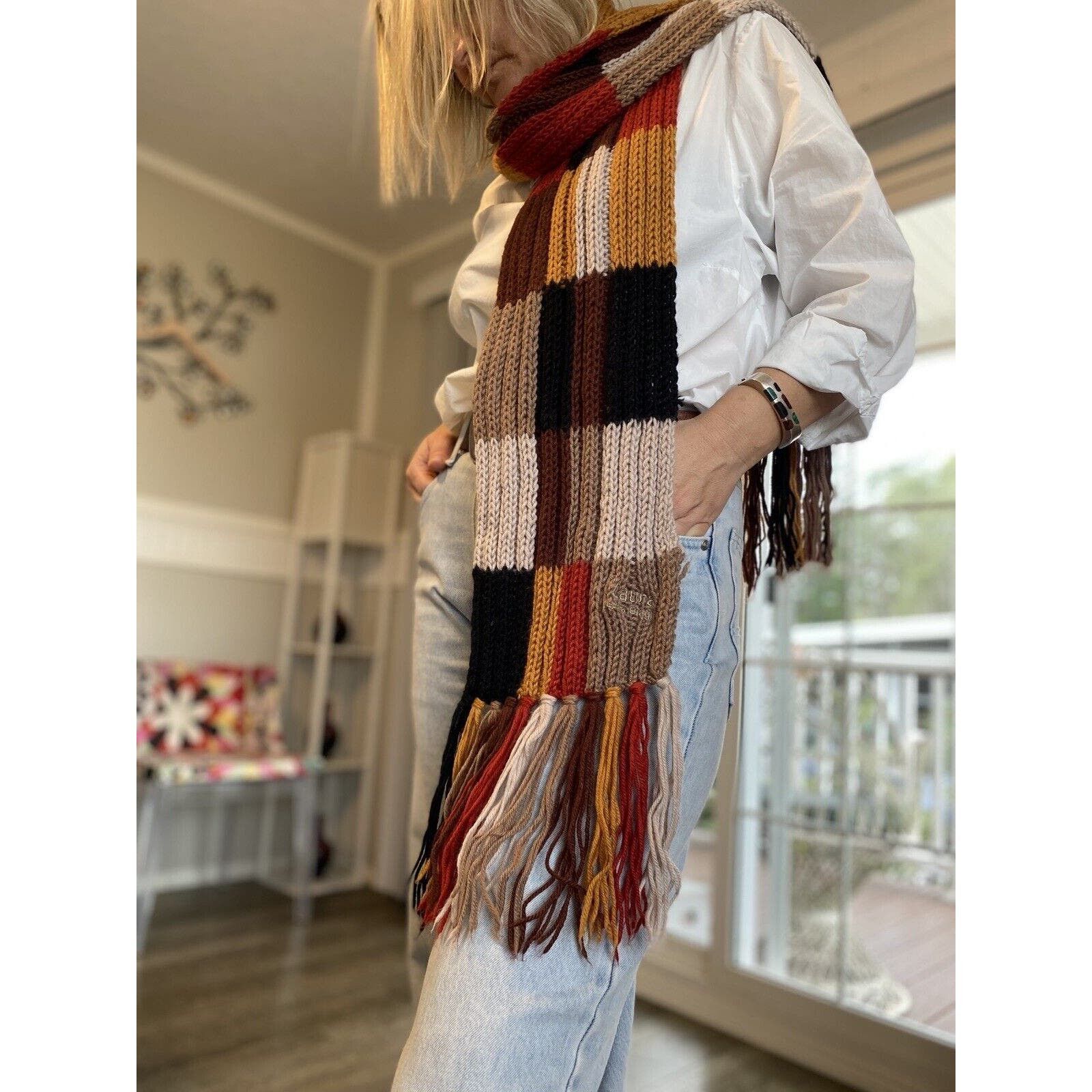 Laura biagiotti scarf shop