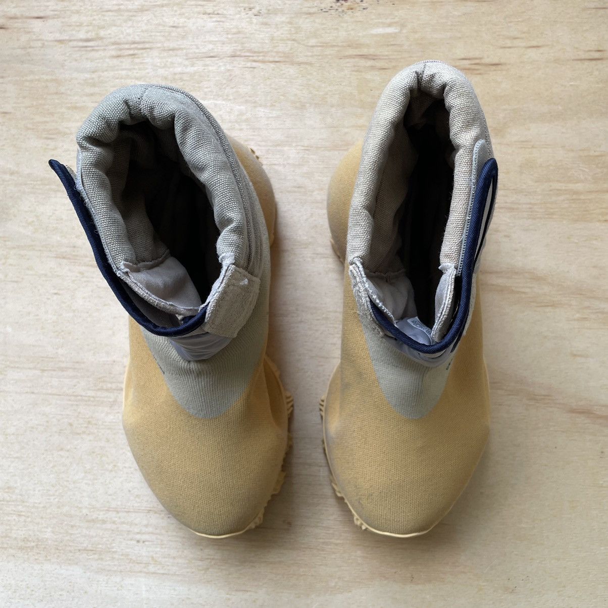 Adidas Yeezy Knit Runner Boot 'Sulfur' Size US 8 / EU 41 - 7 Thumbnail