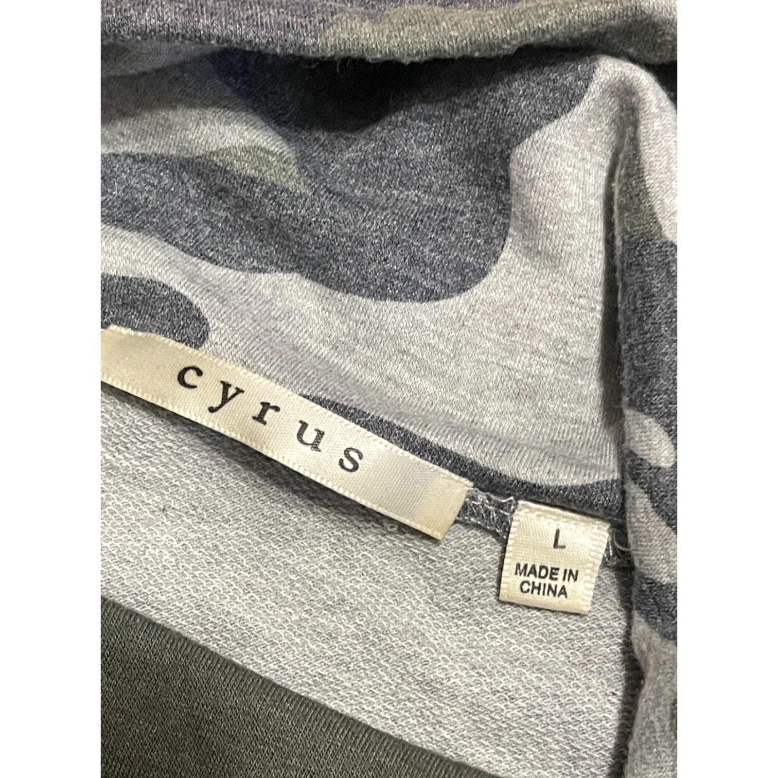 Vintage Cyrus Shirt, Womens, Turtleneck, Long Sleeve, Camouflage, Green Gray, Size L, Casual, Fall Spring Summer, Regular, Pullover, Vintage No, 0 Size L / US 10 / IT 46 - 7 Thumbnail