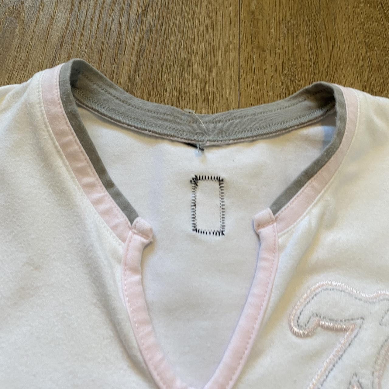 Nike Nike white and pink t-shirt with a Y2K vibe Size US XS / EU 42 / 0 - 7 Thumbnail