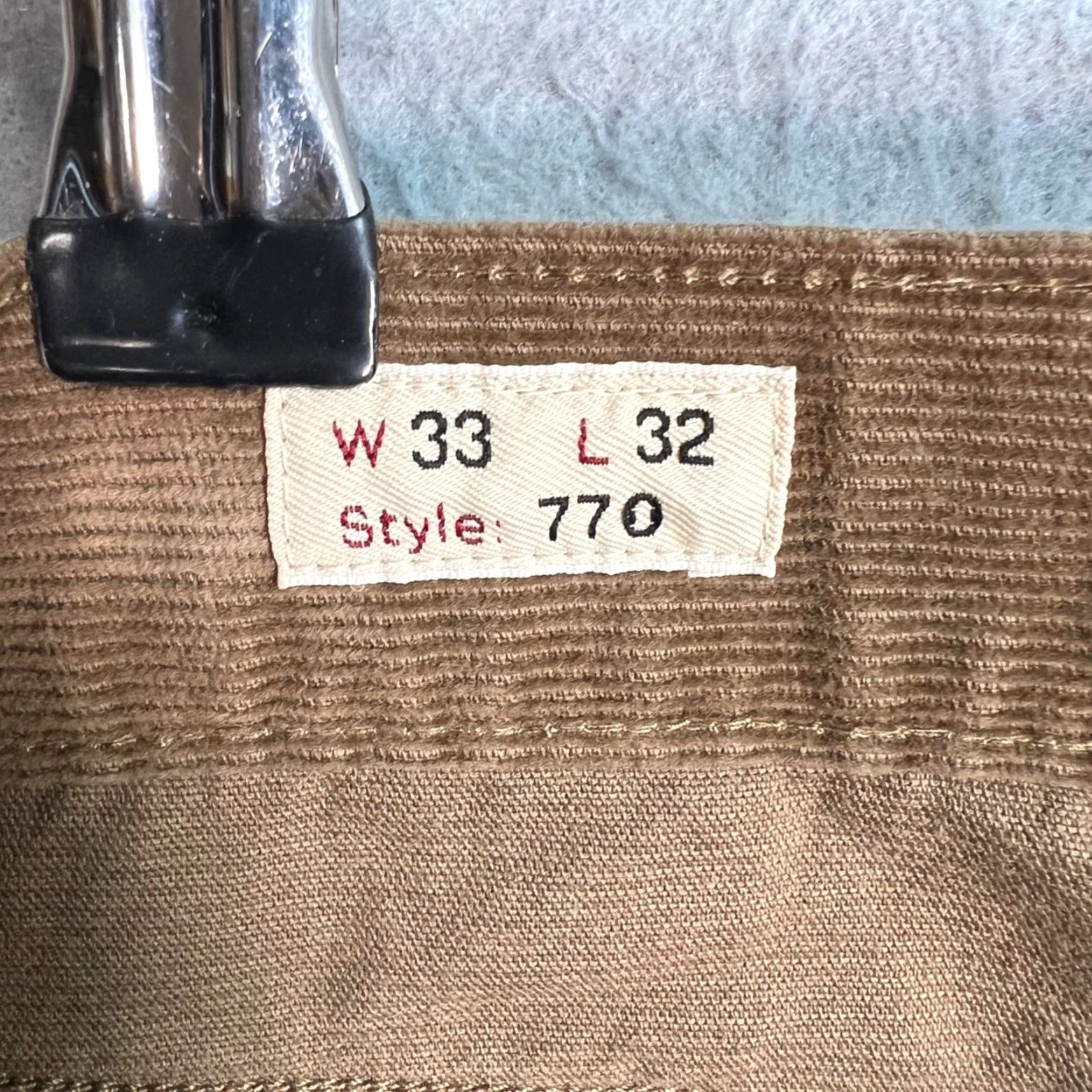 J.Crew J. Crew Mens Slim Fit Corduroy Pants 33 x 32 Tan Beige 5-Pocket Straight Front Flat Front Casual Pants Style 770 Regular Inseam 32"} Size US 33 - 4 Thumbnail