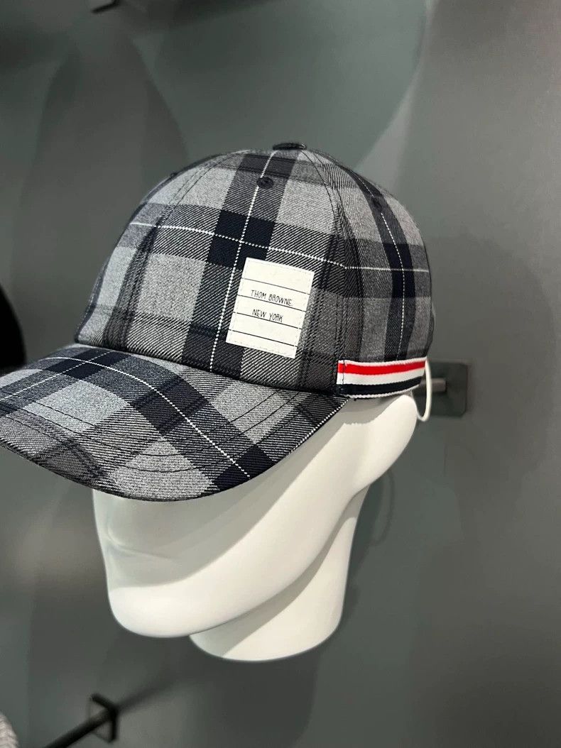 Thom Browne Thom Browne size S Striped hats Size ONE SIZE - 4 Thumbnail