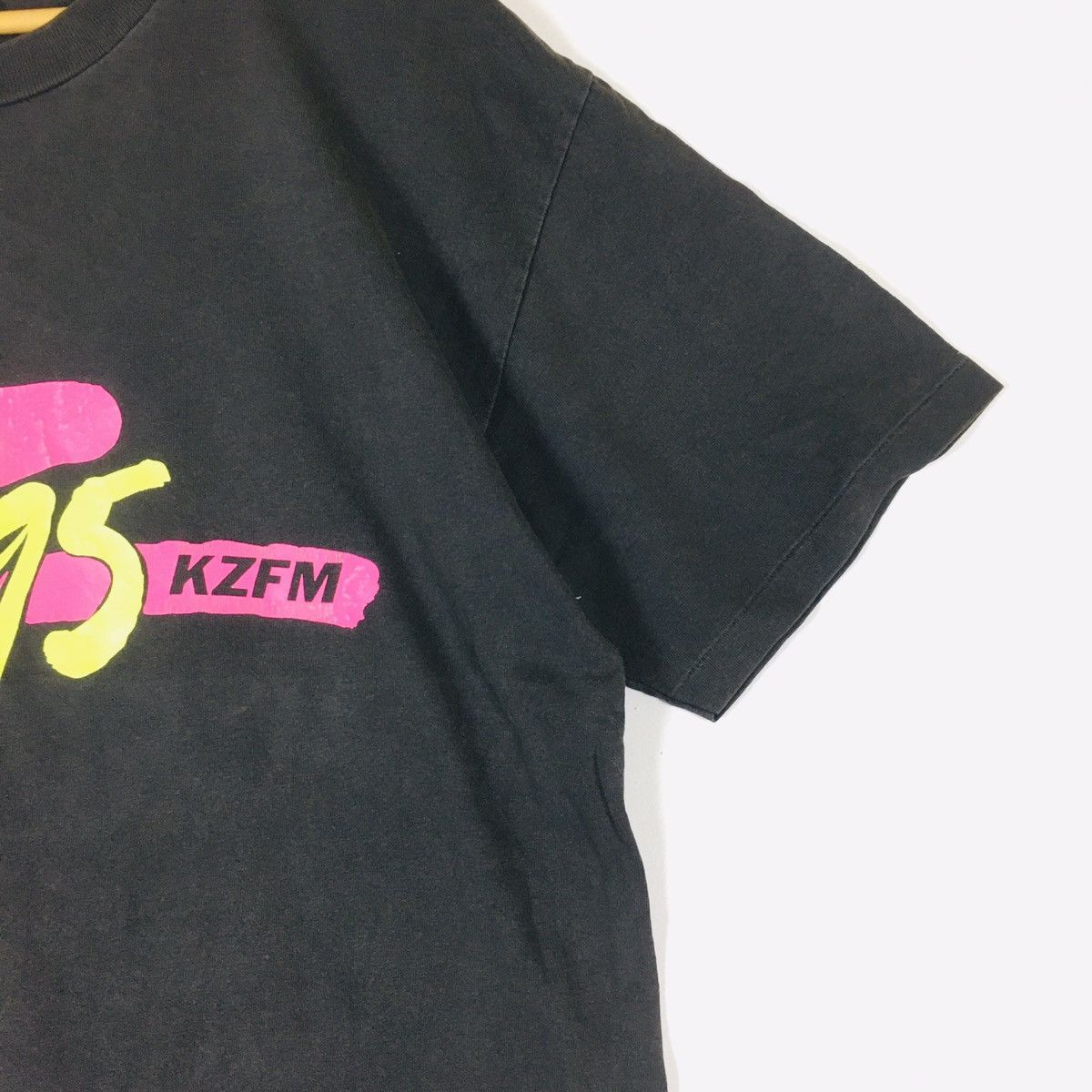 Hanes × Vintage Vintage Hot Z95 KZFM By Hanes Size US M / EU 48-50 / 2 - 5 Thumbnail