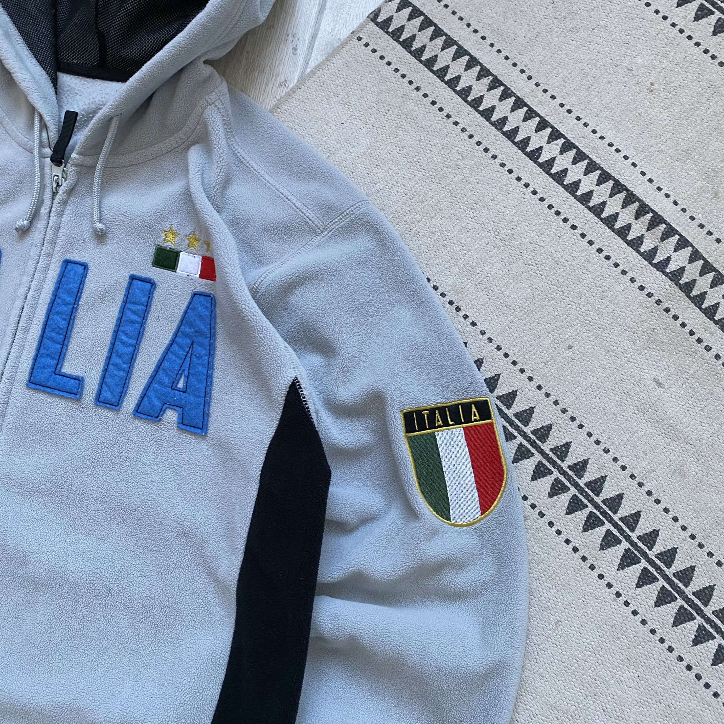 Puma 🇮🇹Vintage Italia Hoodie Fleece Big logo jersey Nike Umbro Size US L / EU 52-54 / 3 - 4 Thumbnail