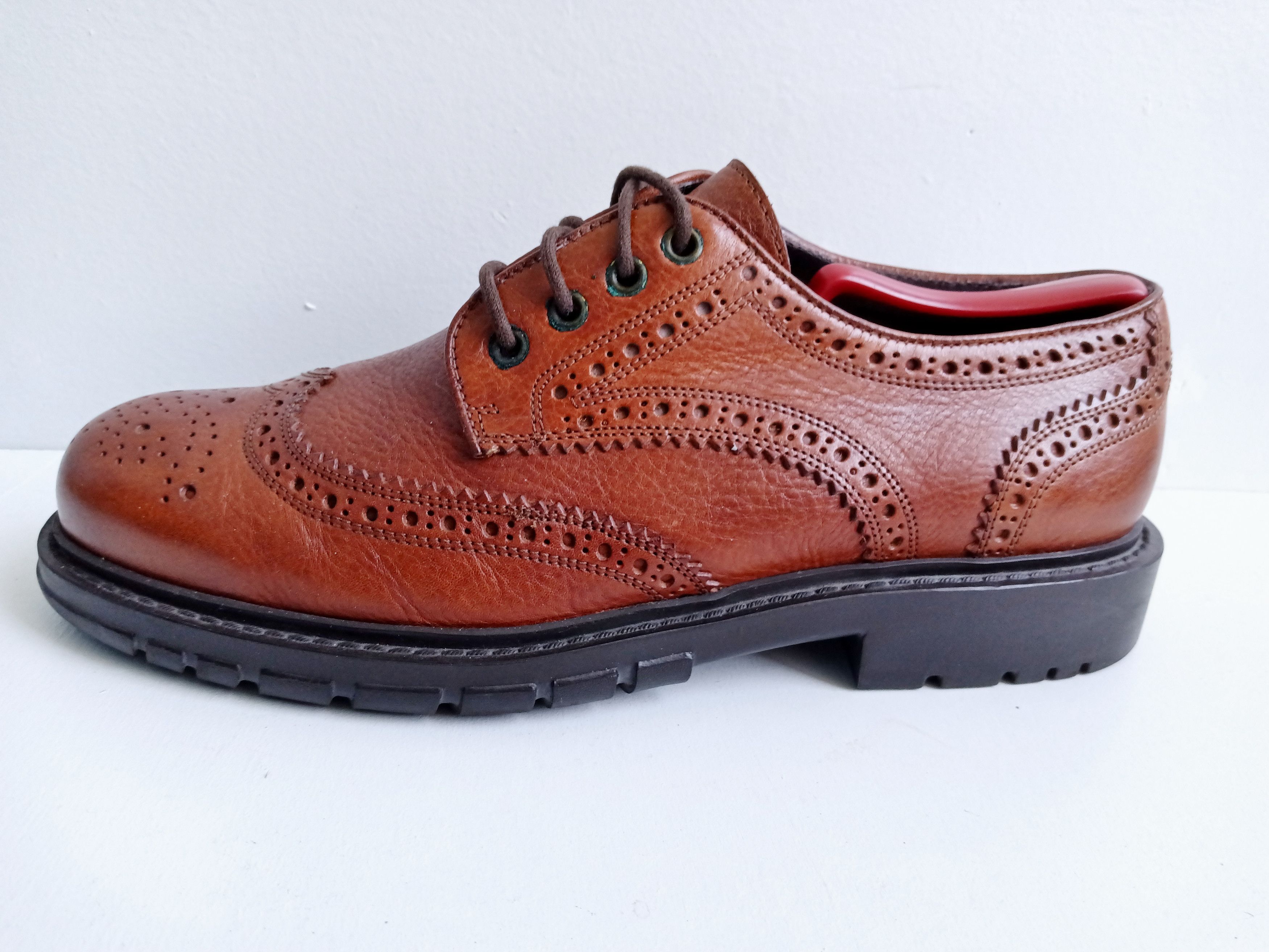 Polo Ralph Lauren Polo Ralph Lauren Wingtip Oxford Shoes Size US 10 / EU 43 - 4 Thumbnail